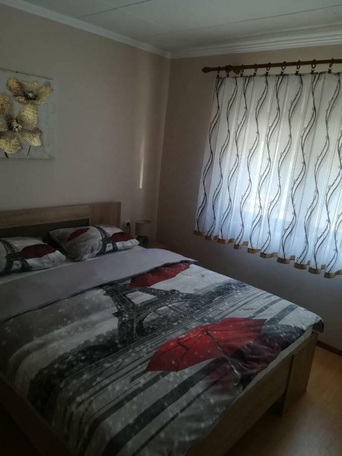 Apartman Anna Villa Ogulin Exterior foto